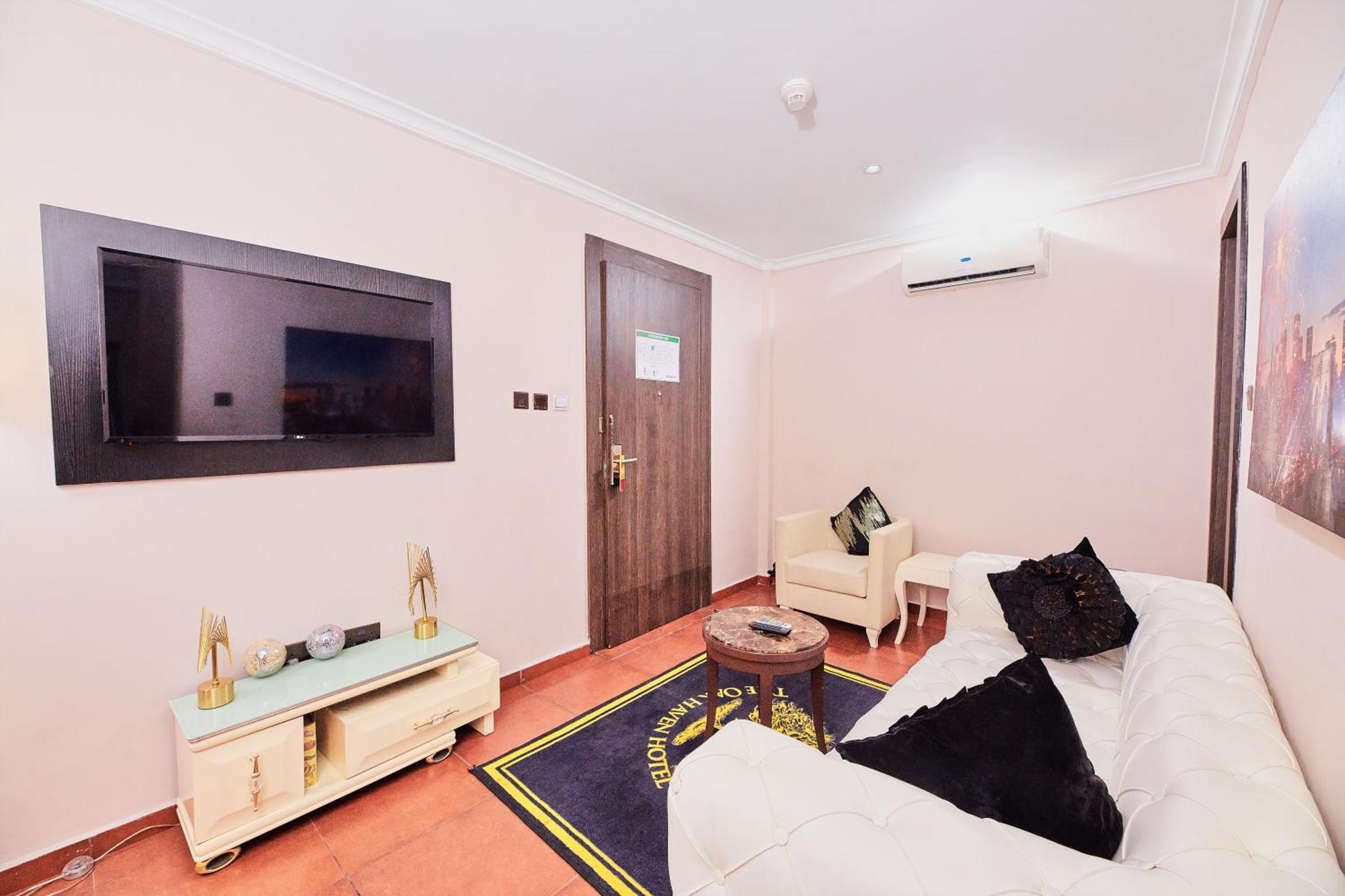 Oak Haven Hotel & Suites Port Harcourt Eksteriør billede
