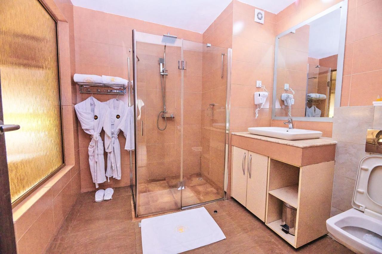 Oak Haven Hotel & Suites Port Harcourt Eksteriør billede